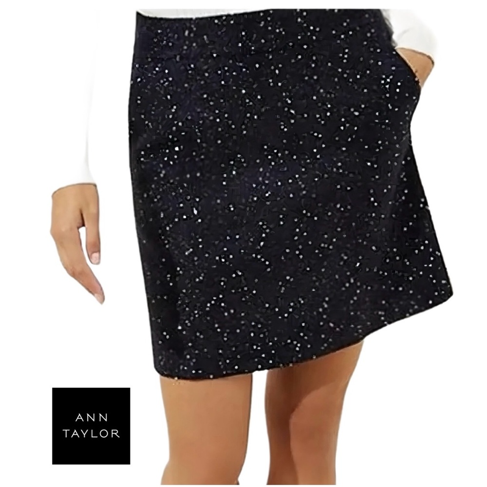 ANN TAYLOR NWT Black Knit Skirt With Sequins Size 2P